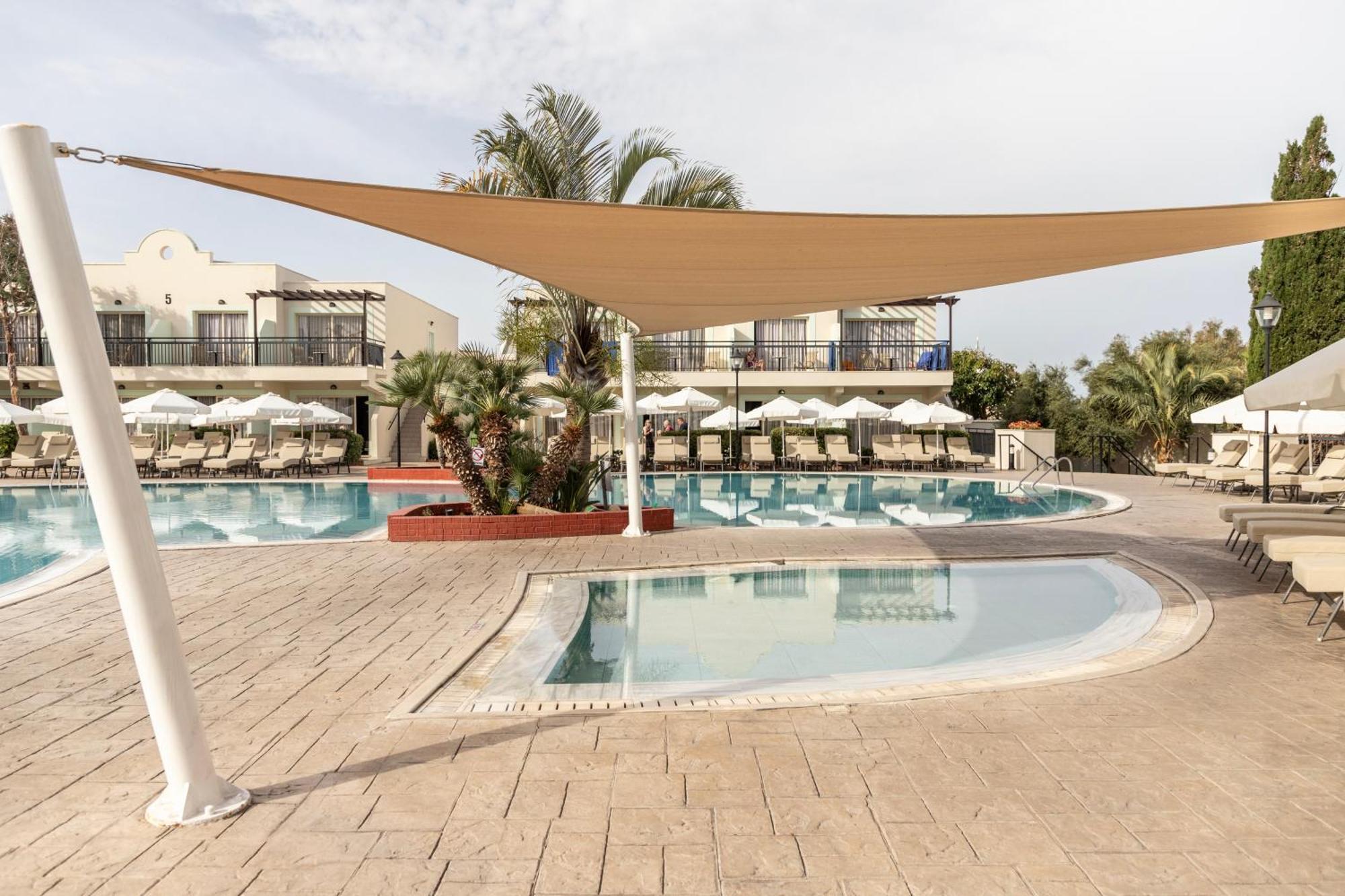 Готель Louis Paphos Breeze Klorakas Екстер'єр фото